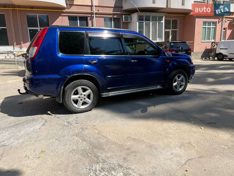 Внедорожник / Кроссовер Nissan X-Trail 2002 в Одессе