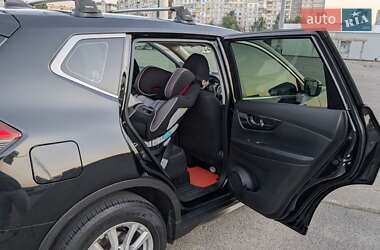 Позашляховик / Кросовер Nissan X-Trail 2018 в 