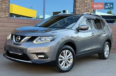 Позашляховик / Кросовер Nissan X-Trail 2016 в Києві