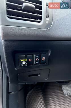 Внедорожник / Кроссовер Nissan X-Trail 2008 в 