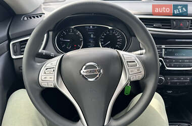 Внедорожник / Кроссовер Nissan X-Trail 2015 в 