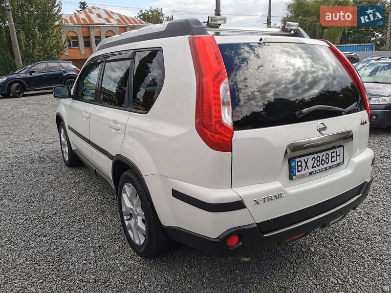 Внедорожник / Кроссовер Nissan X-Trail 2012 в Хмельницком