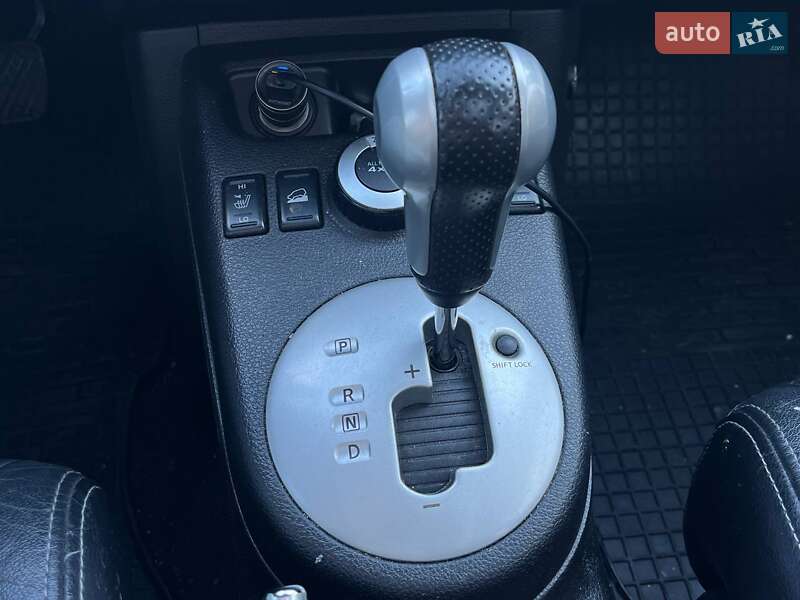 Позашляховик / Кросовер Nissan X-Trail 2014 в Києві
