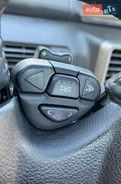 Внедорожник / Кроссовер Nissan X-Trail 2003 в 