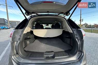 Внедорожник / Кроссовер Nissan X-Trail 2016 в 