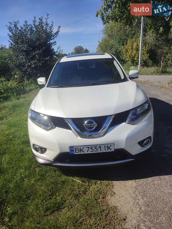 Nissan X-Trail 2016