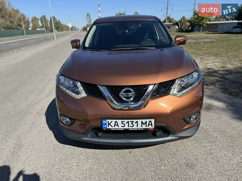 Позашляховик / Кросовер Nissan X-Trail 2014 в Києві
