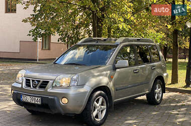 Внедорожник / Кроссовер Nissan X-Trail 2005 в Ивано-Франковске