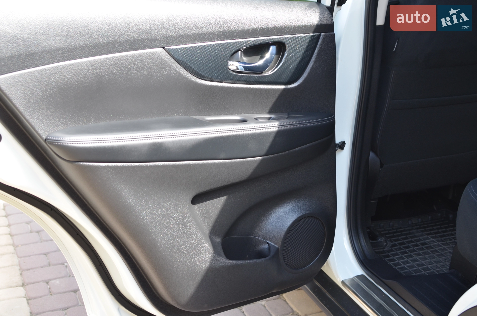2015 Nissan X-Trail - мініатюра 19