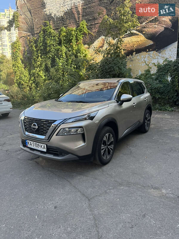 Внедорожник / Кроссовер Nissan X-Trail 2023 в Киеве