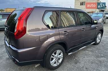 Внедорожник / Кроссовер Nissan X-Trail 2012 в 