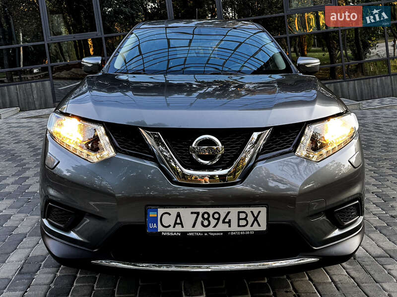 Позашляховик / Кросовер Nissan X-Trail 2016 в Запоріжжі