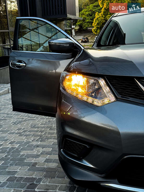 Позашляховик / Кросовер Nissan X-Trail 2016 в Запоріжжі