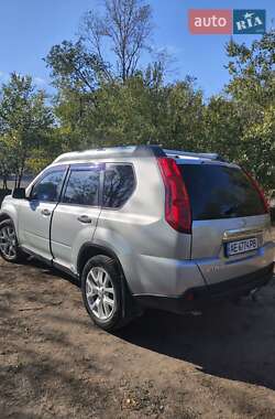 Внедорожник / Кроссовер Nissan X-Trail 2009 в 