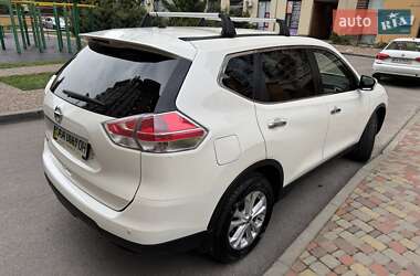 Внедорожник / Кроссовер Nissan X-Trail 2016 в 