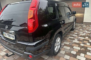 Внедорожник / Кроссовер Nissan X-Trail 2007 в 