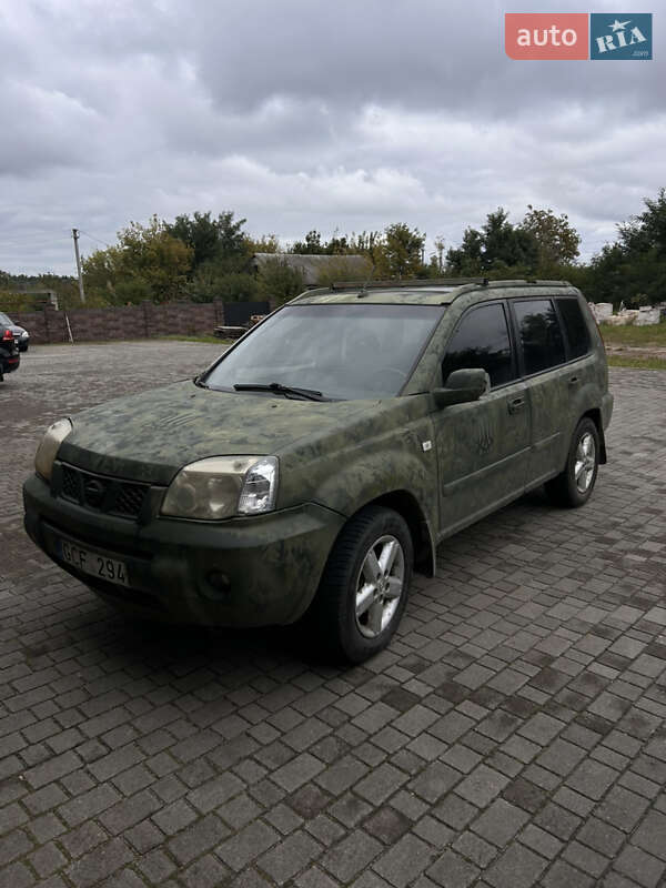 Nissan X-Trail 2004