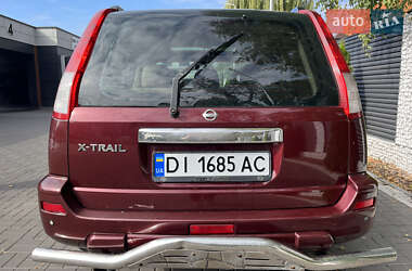Внедорожник / Кроссовер Nissan X-Trail 2003 в  фото 6 Внедорожник / Кроссовер Nissan X-Trail 2003 в