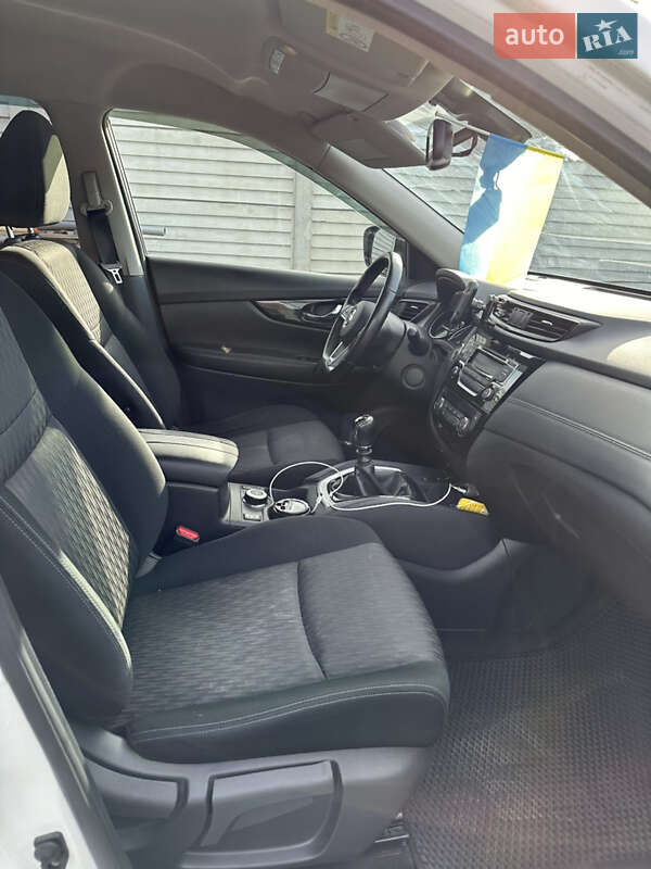 Внедорожник / Кроссовер Nissan X-Trail 2019 в Харькове фото 9 Внедорожник / Кроссовер Nissan X-Trail 2019 в Харькове