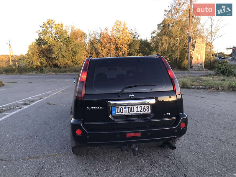 Внедорожник / Кроссовер Nissan X-Trail 2005 в Киеве