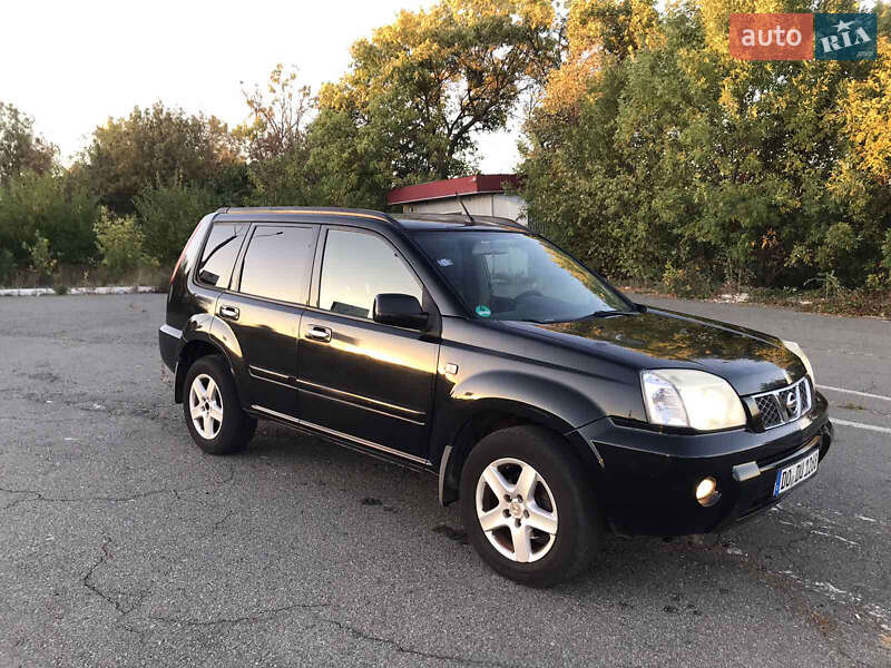 Внедорожник / Кроссовер Nissan X-Trail 2005 в Киеве