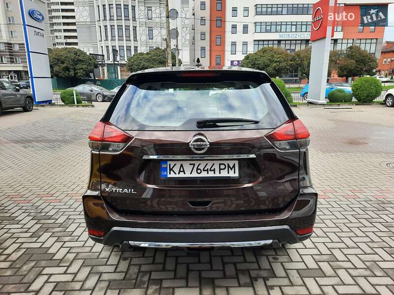Внедорожник / Кроссовер Nissan X-Trail 2018 в Хмельницком