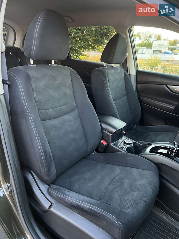 Внедорожник / Кроссовер Nissan X-Trail 2017 в Киеве