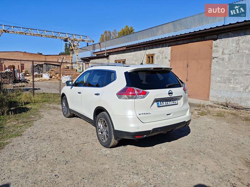 Позашляховик / Кросовер Nissan X-Trail 2017 в Києві