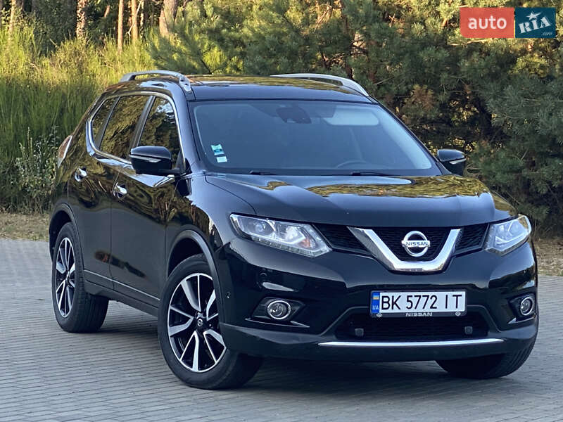 Внедорожник / Кроссовер Nissan X-Trail 2015 в Костополе фото Внедорожник / Кроссовер Nissan X-Trail 2015 в Костополе