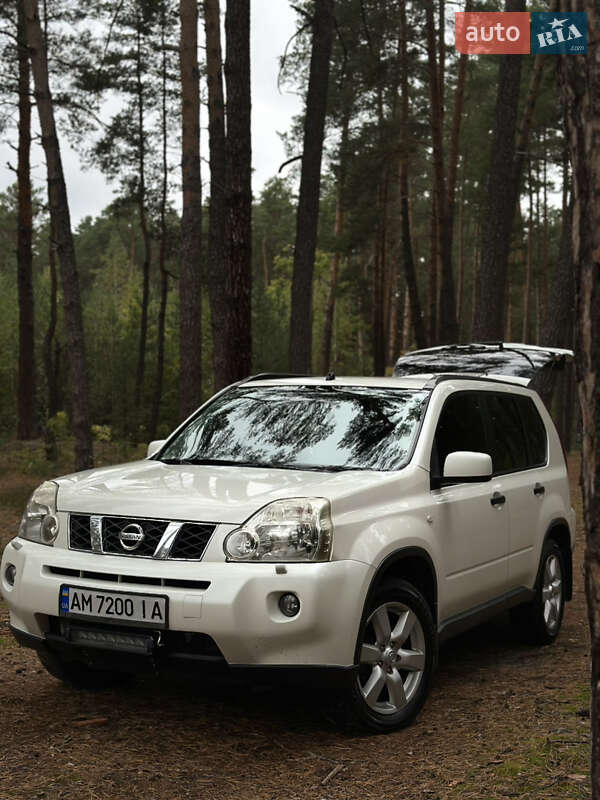 Позашляховик / Кросовер Nissan X-Trail 2007 в Житомирі