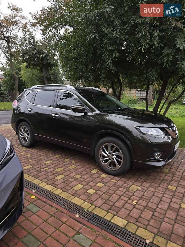 Nissan X-Trail 2016