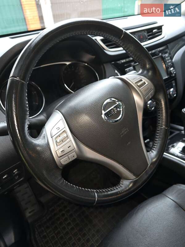 Внедорожник / Кроссовер Nissan X-Trail 2016 в Виннице