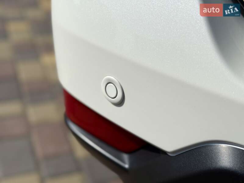 Позашляховик / Кросовер Nissan X-Trail 2017 в Дніпрі