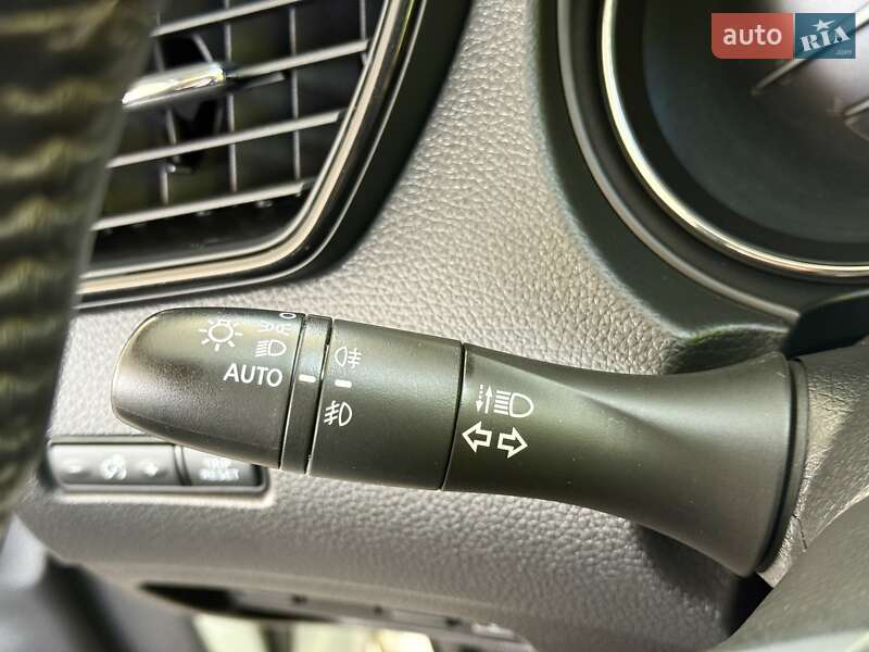 Позашляховик / Кросовер Nissan X-Trail 2017 в Дніпрі