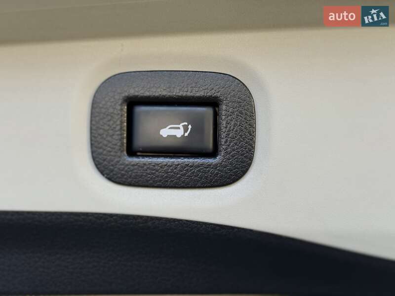 Позашляховик / Кросовер Nissan X-Trail 2017 в Дніпрі