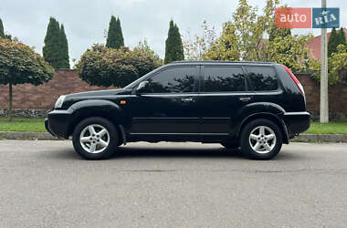 Внедорожник / Кроссовер Nissan X-Trail 2002 в 