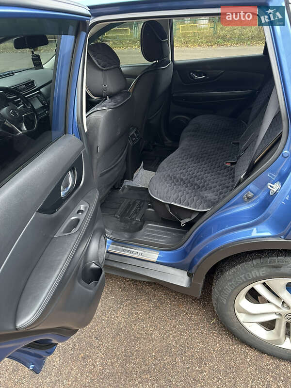 Внедорожник / Кроссовер Nissan X-Trail 2017 в Коростышеве фото 17 Внедорожник / Кроссовер Nissan X-Trail 2017 в Коростышеве