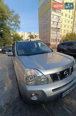 Внедорожник / Кроссовер Nissan X-Trail 2007 в Каменском