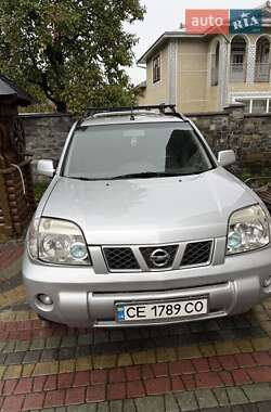 Позашляховик / Кросовер Nissan X-Trail 2005 в Косові