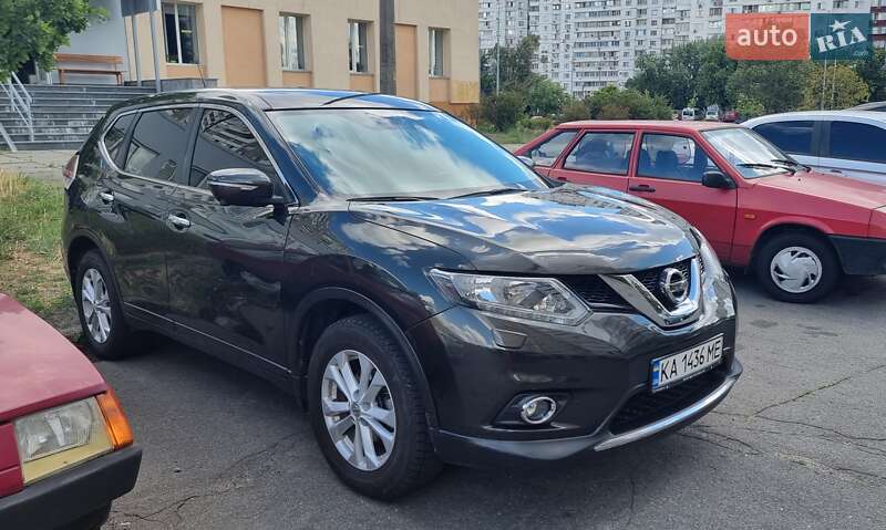 Внедорожник / Кроссовер Nissan X-Trail 2017 в Киеве