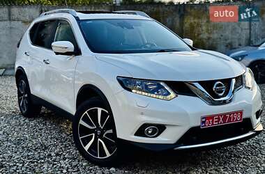 Внедорожник / Кроссовер Nissan X-Trail 2016 в Стрые