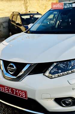 Внедорожник / Кроссовер Nissan X-Trail 2016 в 