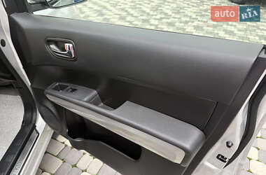 Внедорожник / Кроссовер Nissan X-Trail 2011 в 