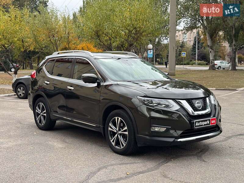 Внедорожник / Кроссовер Nissan X-Trail 2018 в Запорожье фото 6 Внедорожник / Кроссовер Nissan X-Trail 2018 в Запорожье