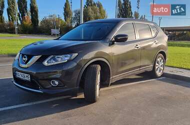 Внедорожник / Кроссовер Nissan X-Trail 2017 в Киеве
