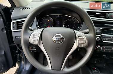 Внедорожник / Кроссовер Nissan X-Trail 2014 в 
