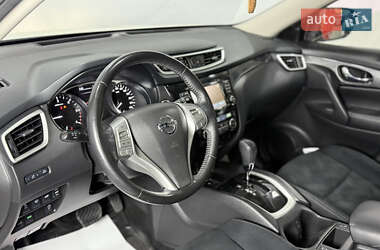 Внедорожник / Кроссовер Nissan X-Trail 2016 в 