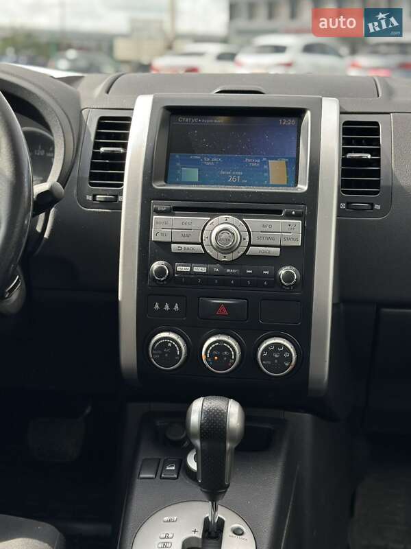 Внедорожник / Кроссовер Nissan X-Trail 2010 в Луцке