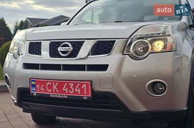 Внедорожник / Кроссовер Nissan X-Trail 2012 в 
