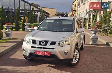 Внедорожник / Кроссовер Nissan X-Trail 2012 в 